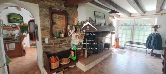 Дом с 6 спальнями в Азе-ле-Феррон, Франция № 89723 2