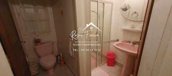 Дом с 6 спальнями в Азе-ле-Феррон, Франция № 89723 30