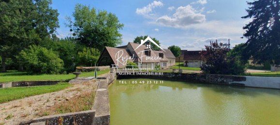 Дом с 6 спальнями в Азе-ле-Феррон, Франция № 89723 10