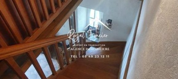 Дом с 6 спальнями в Азе-ле-Феррон, Франция № 89723 6