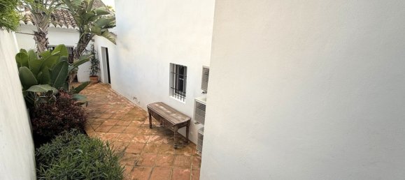 4 Schlafzimmer Villa in Marbella, Spain, Nr. 134006 18