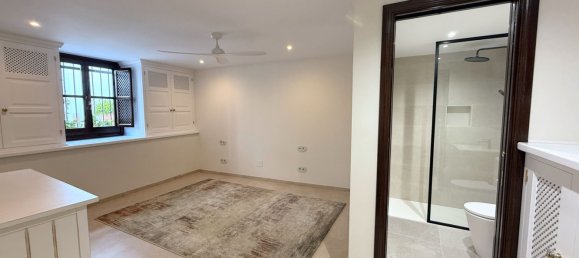 4 Schlafzimmer Villa in Marbella, Spain, Nr. 134006 29