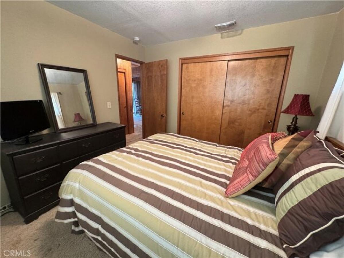 2 bedrooms House in Crestline, USA No. 399289