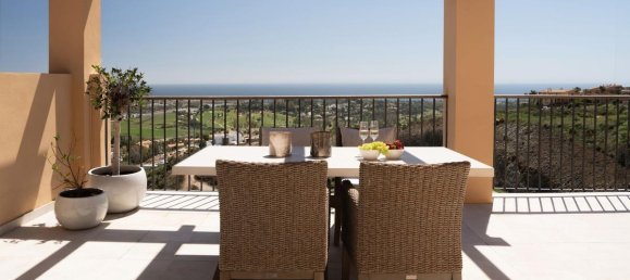 2 Schlafzimmer Penthouse in Benahavis, Spain, Nr. 124220 8