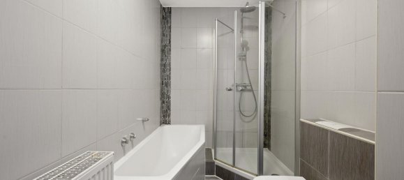 Квартира с 3 спальнями в Франкенталь, Германия № 240686 5