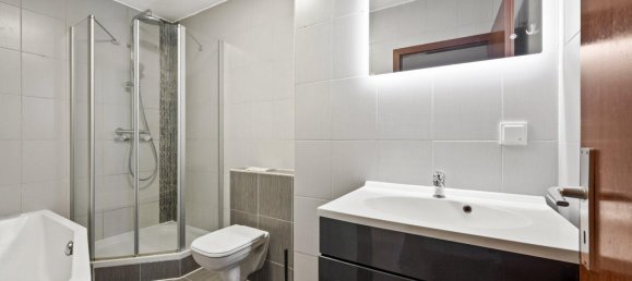 Квартира с 3 спальнями в Франкенталь, Германия № 240686 4