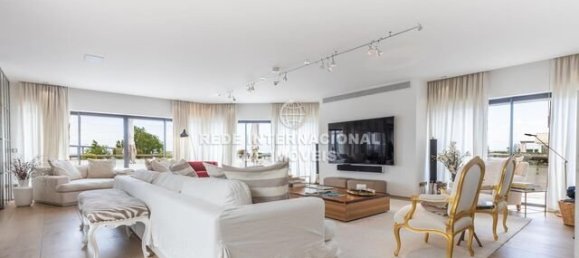 5 bedrooms Penthouse in Lisbon, Portugal No. 202740 2