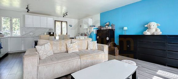 3 bedrooms House in Le Vauroux, France No. 240621 3