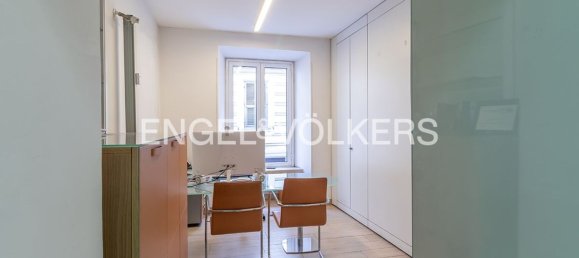 310m² Office in Rome, Italy No. 109151 11