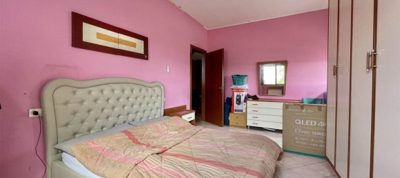 3 rooms Apartment in Borgo Virgilio, Italy No. 225617 2