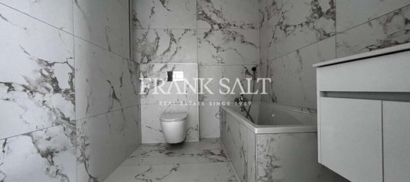 Apartamento de 3 dormitorios en Mgarr, Malta No. 457 5