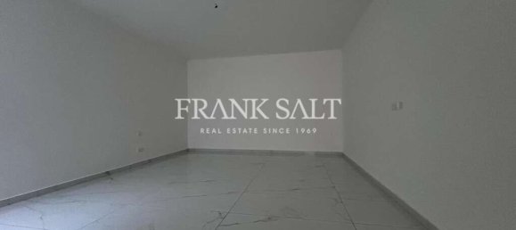 Apartamento de 3 dormitorios en Mgarr, Malta No. 457 10