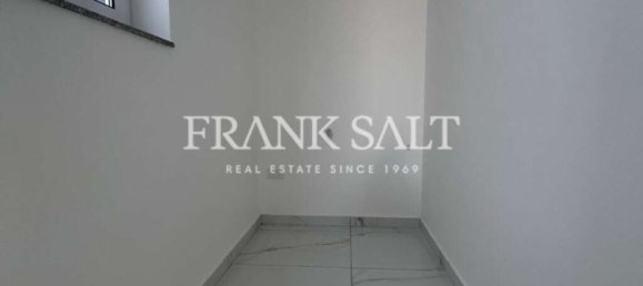 Apartamento de 3 dormitorios en Mgarr, Malta No. 457 8