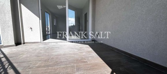 Apartamento de 3 dormitorios en Mgarr, Malta No. 457 3