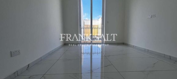 Apartamento de 3 dormitorios en Mgarr, Malta No. 457 6