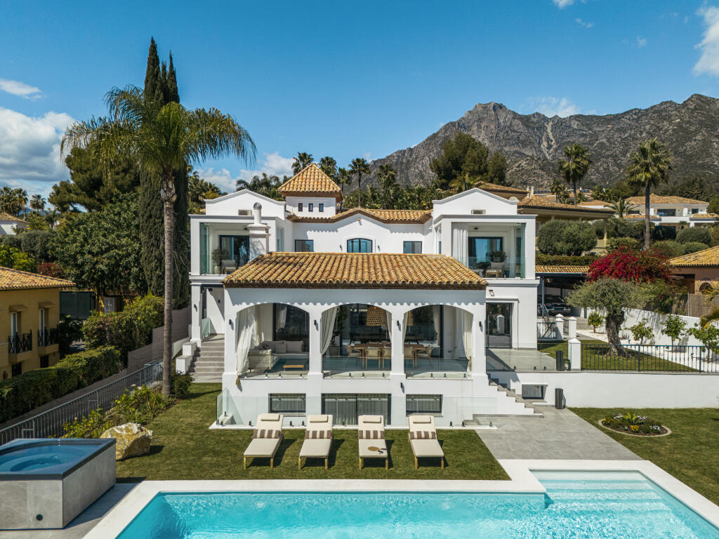 5 Schlafzimmer Villa in Marbella, Spain, Nr. 185677