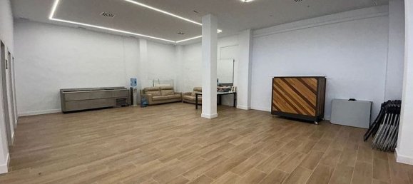 Коммерческая недвижимость с 3 спальнями в Алаурин-де-ла-Торре, Испания № 180171 18