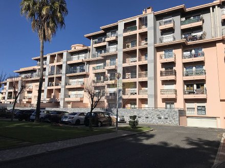 3 bedrooms Apartment in Cascais, Portugal No. 123762