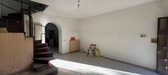 Casa de 2 dormitorios en Sora, Italy No. 55693 2