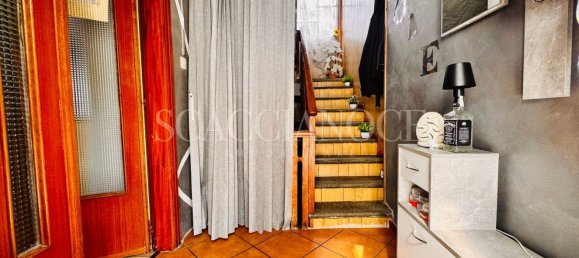 5 bedrooms House in Valdilana, Italy No. 375822 17