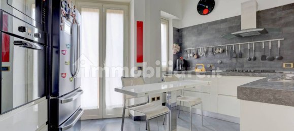 3 bedrooms Apartment in Rome, Italy No. 357668 11
