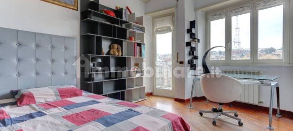 3 bedrooms Apartment in Rome, Italy No. 357668 18