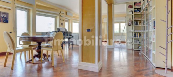 3 bedrooms Apartment in Rome, Italy No. 357668 10