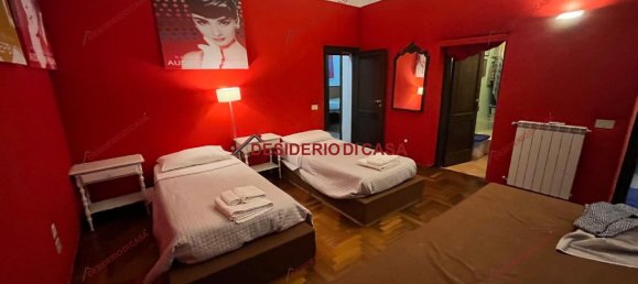 5 Schlafzimmer Wohnung in Palermo, Italy, Nr. 318136 14