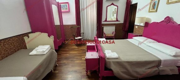 5 Schlafzimmer Wohnung in Palermo, Italy, Nr. 318136 12