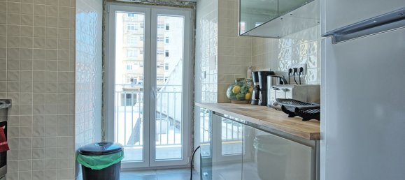 5 Schlafzimmer Doppelhaus in Lisbon, Portugal, Nr. 12128 13