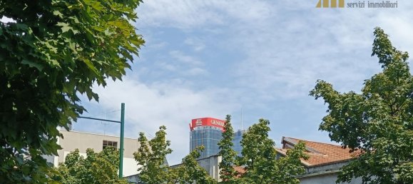 3 rooms Apartment in Milan, Italy No. 272429 3