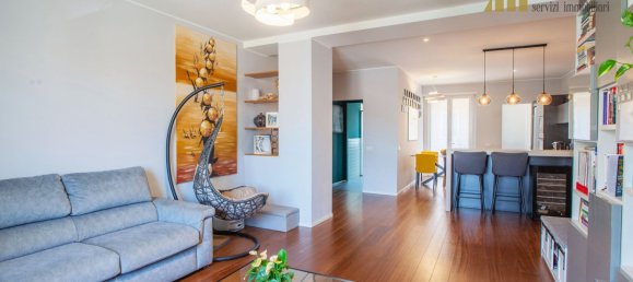 3 rooms Apartment in Milan, Italy No. 272429 8