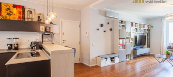 3 rooms Apartment in Milan, Italy No. 272429 5