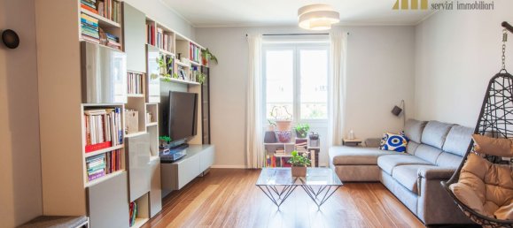 3 rooms Apartment in Milan, Italy No. 272429 7