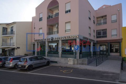 Imóvel comercial em Torres Vedras, Portugal 211 m² N.º 214983