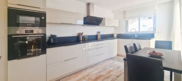 6 bedrooms House in Saint-Xandre, France No. 284423 19