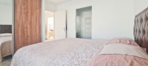 6 bedrooms House in Saint-Xandre, France No. 284423 5