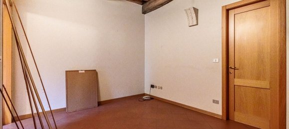70m² Office in Imola, Italy No. 363936 8