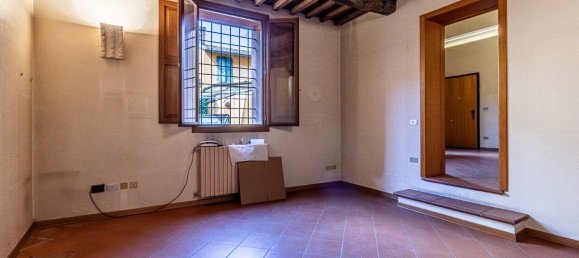 70m² Office in Imola, Italy No. 363936 7