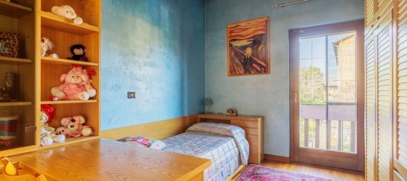 Casa de 5 habitaciónes en Nova Milanese, Italy No. 232093 28