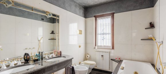 Casa de 5 habitaciónes en Nova Milanese, Italy No. 232093 20