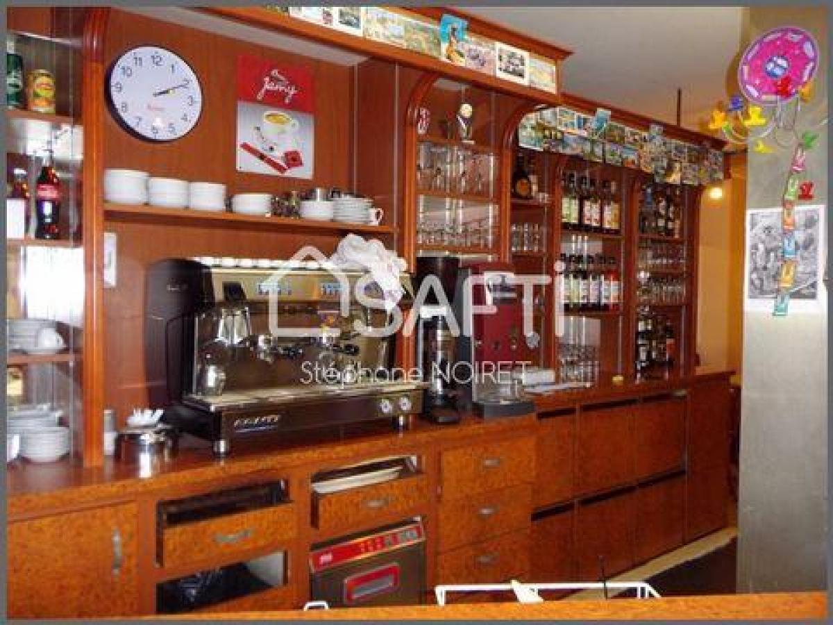 Bureau à Bourg-en-Bresse, France 160m² No. 21054