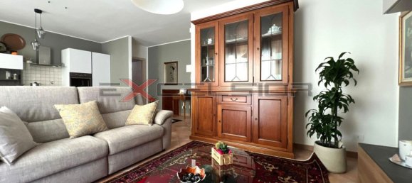 3 bedrooms Apartment in Cona, Italy No. 353668 2