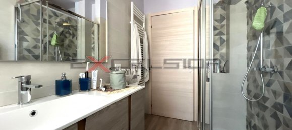3 bedrooms Apartment in Cona, Italy No. 353668 8