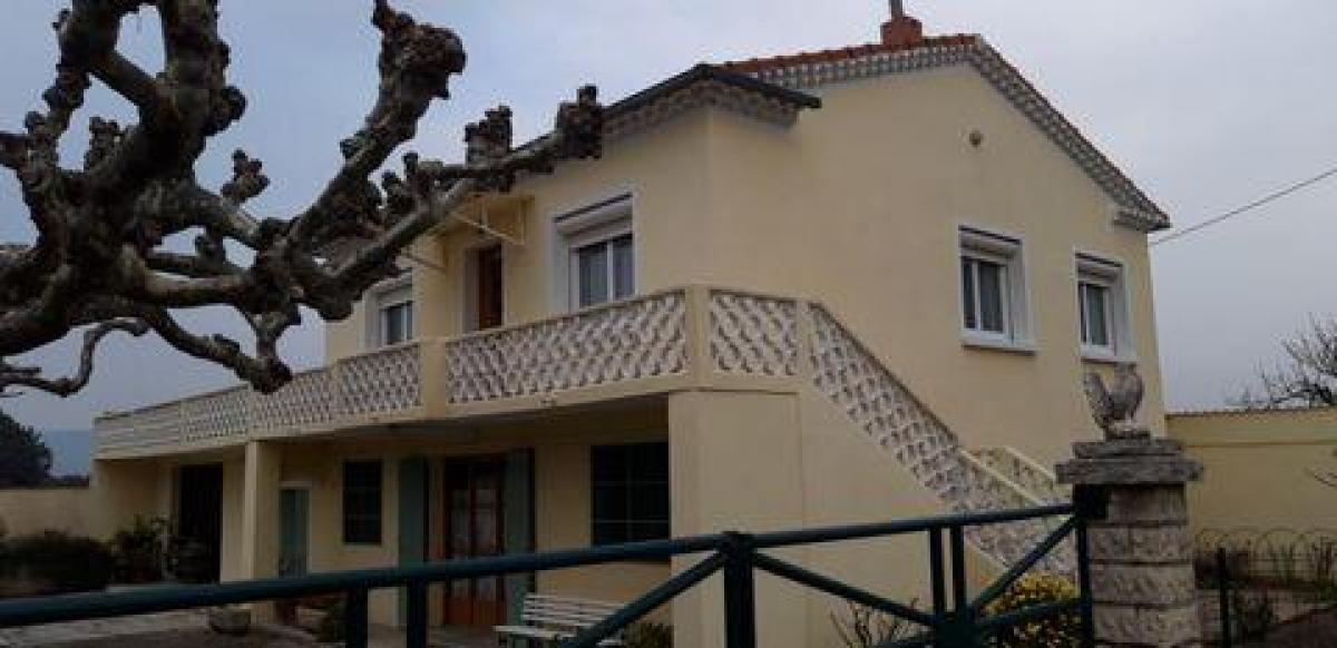 Дом с 4 спальнями в Пьеррелат, Франция № 29718