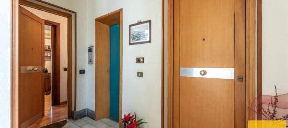 Apartamento T6 em Palermo, Italy N.º 345111 4