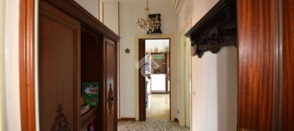 Квартира с 2 спальнями в Пьольтелло, Италия № 361765 21