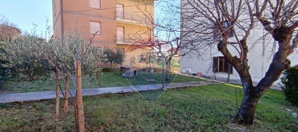 4 rooms Apartment in Sigillo, Italy No. 2467 36