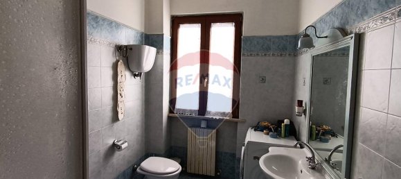 4 rooms Apartment in Sigillo, Italy No. 2467 22