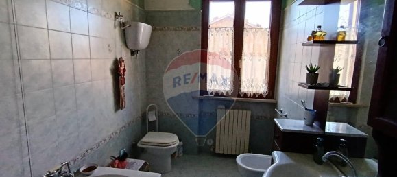 4 rooms Apartment in Sigillo, Italy No. 2467 31